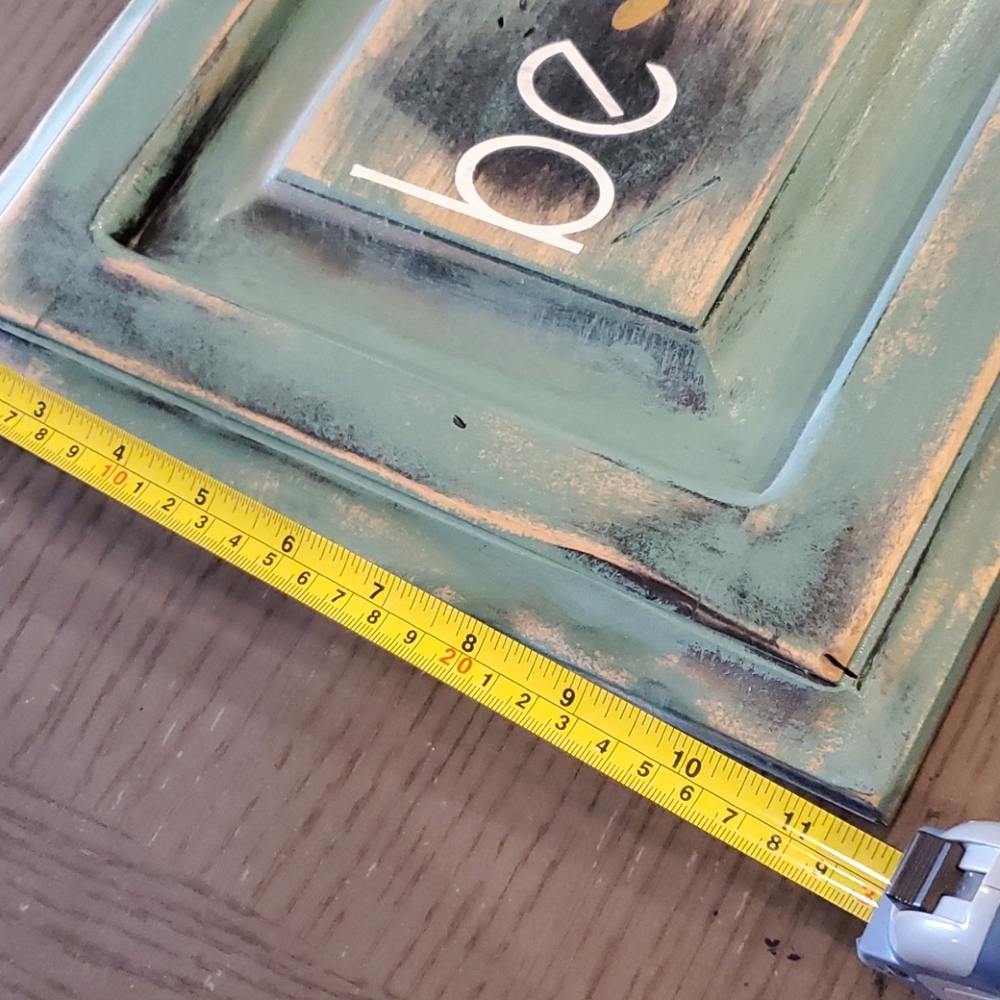 Hand Crafted Be-you-tiful Sign - Picture 3 of 3